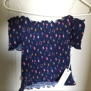 Off the shoulders shirt